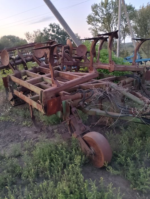 Продам культиватор резидент 5.6