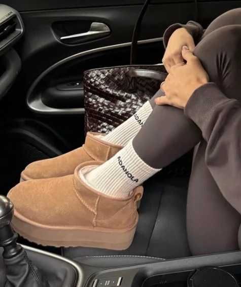 UGG Classic Ultra Mini Platform Boot Chestnut R.39