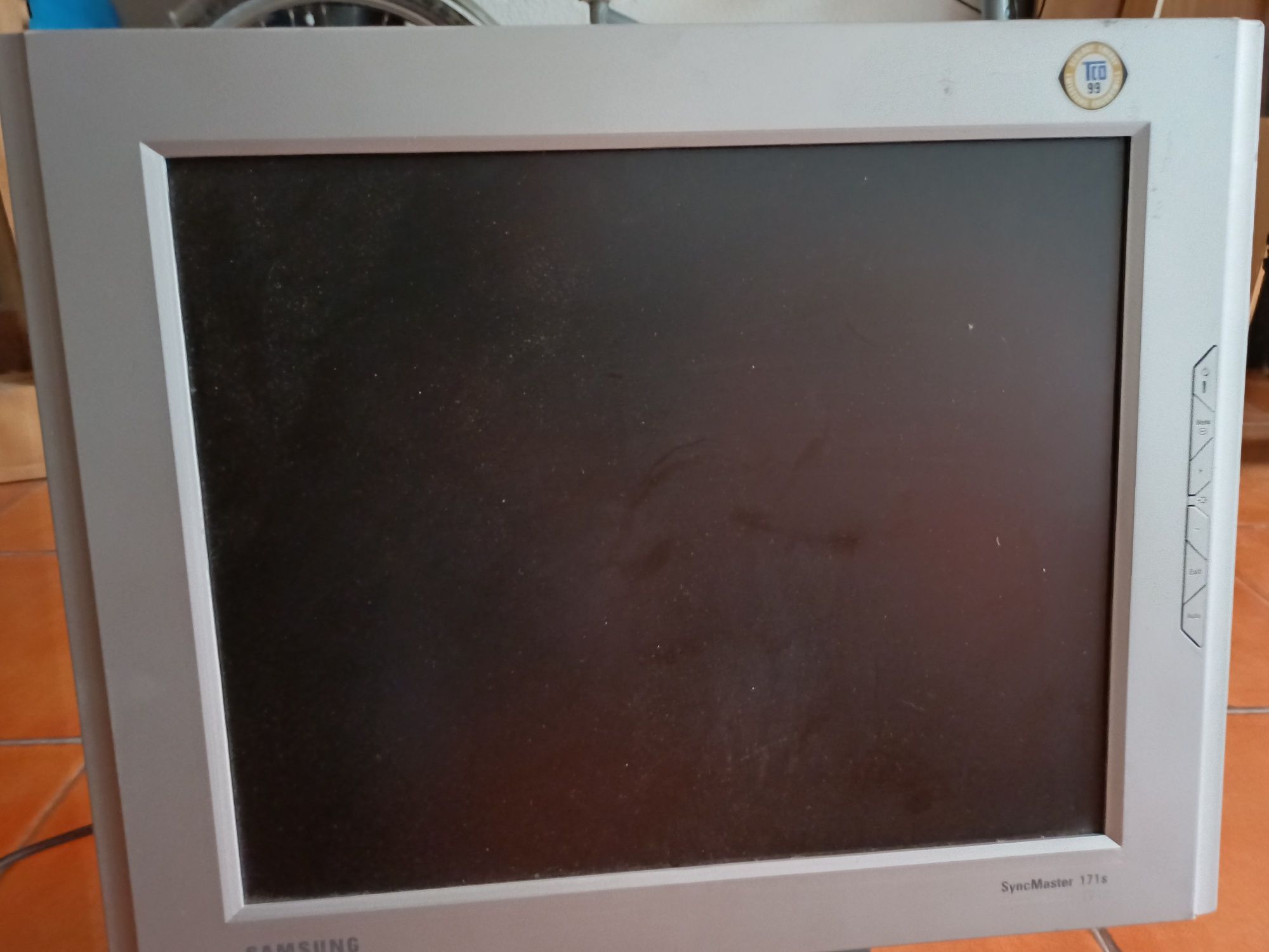 Monitor Samsung SyncMaster 171S - LCD monitor - 17