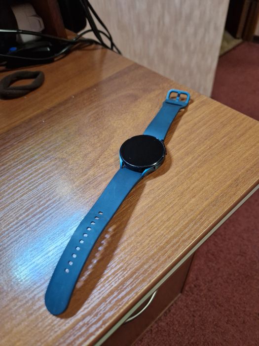 Samsung galaxy watch 4 【44mm】