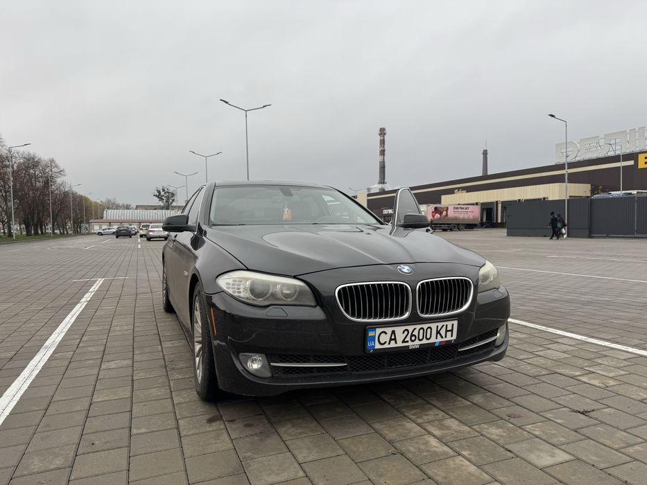 Власний автомобіль, в чудовому стані