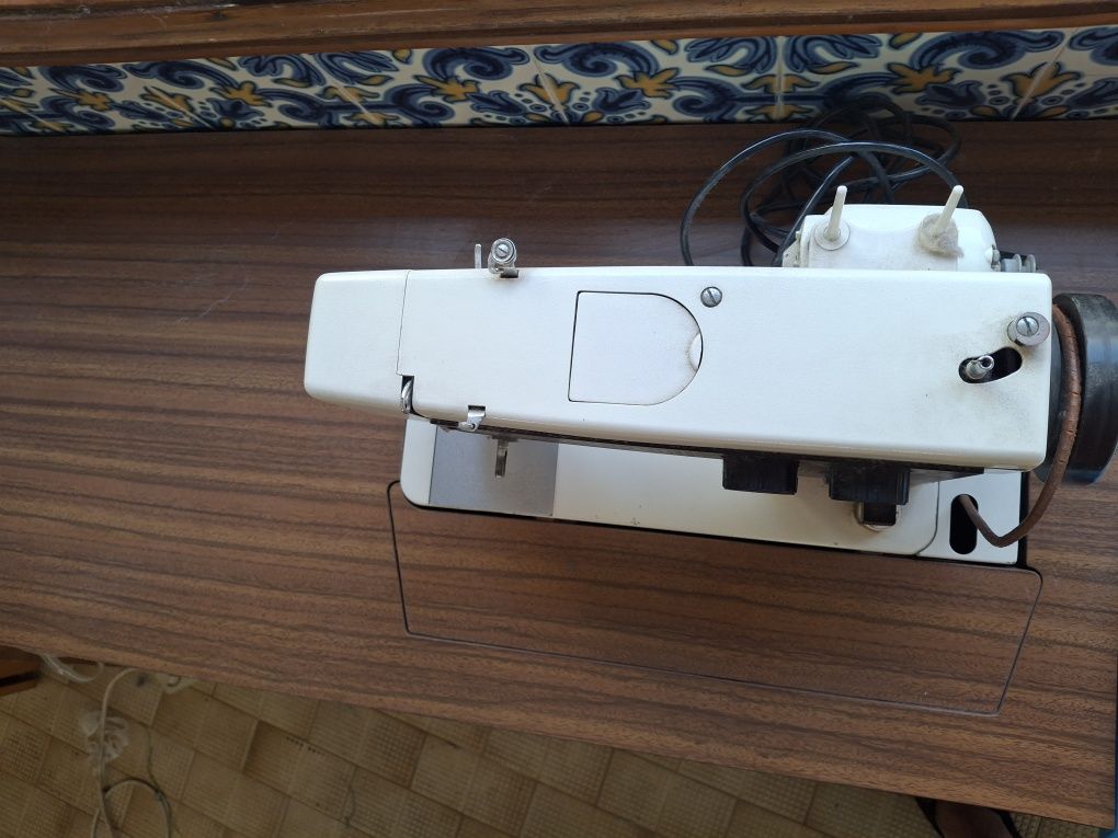 Maquina costura pfaff 210