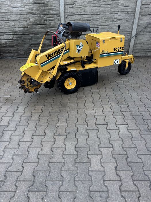 Frezarka do pni Vermeer SC252 Honda