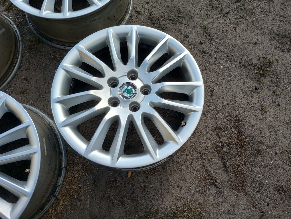 17" 5x112 SKODA Oryginalne Alufelgi Octavia Superb Yeti Felgi Audi