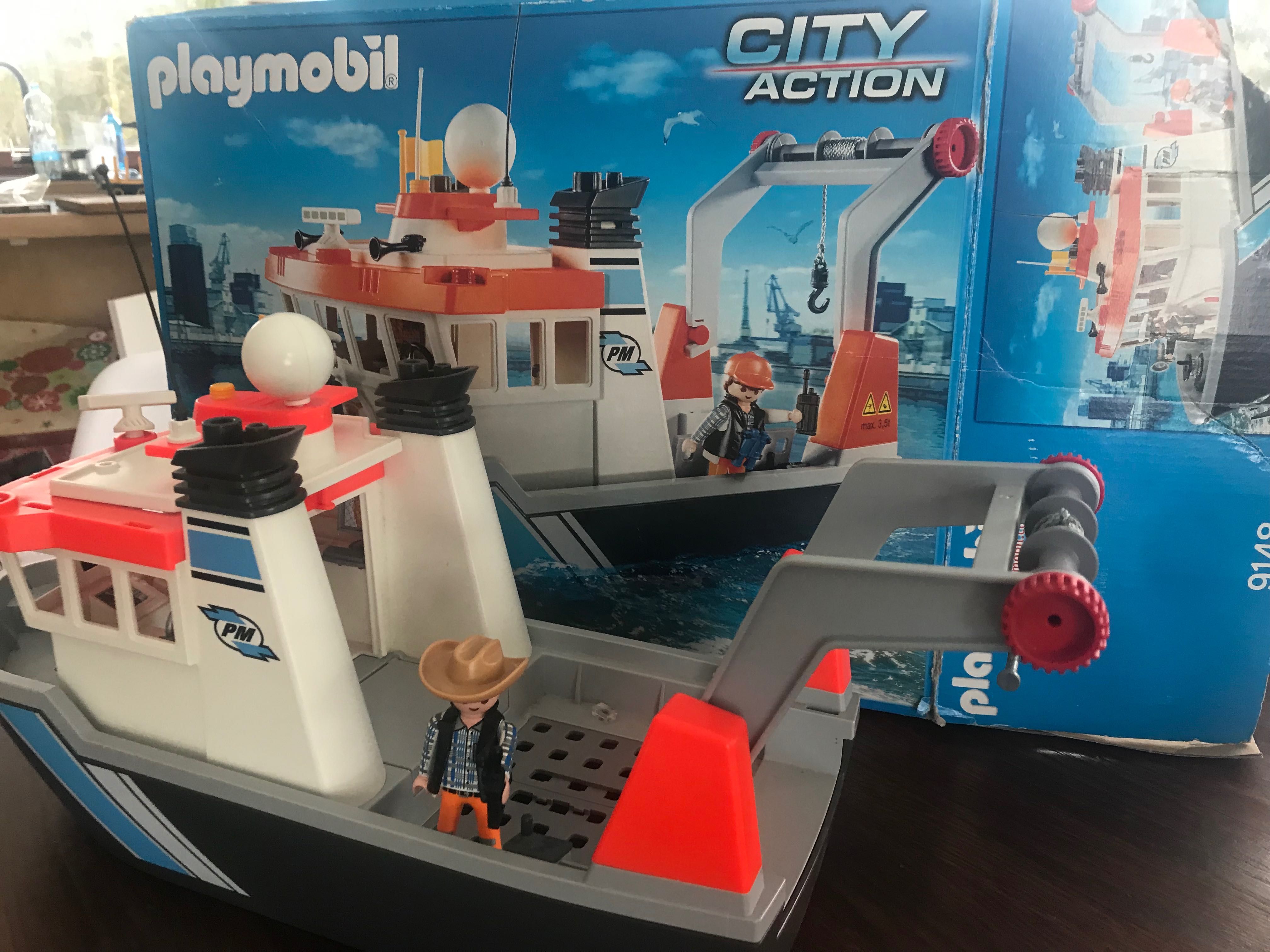 Holownik statek city action playmobil nr 9148