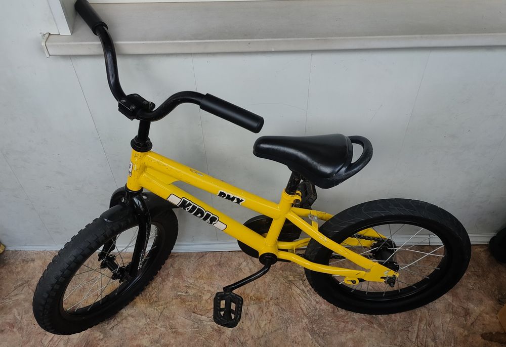 Дитячий велосипед BMX Kidis