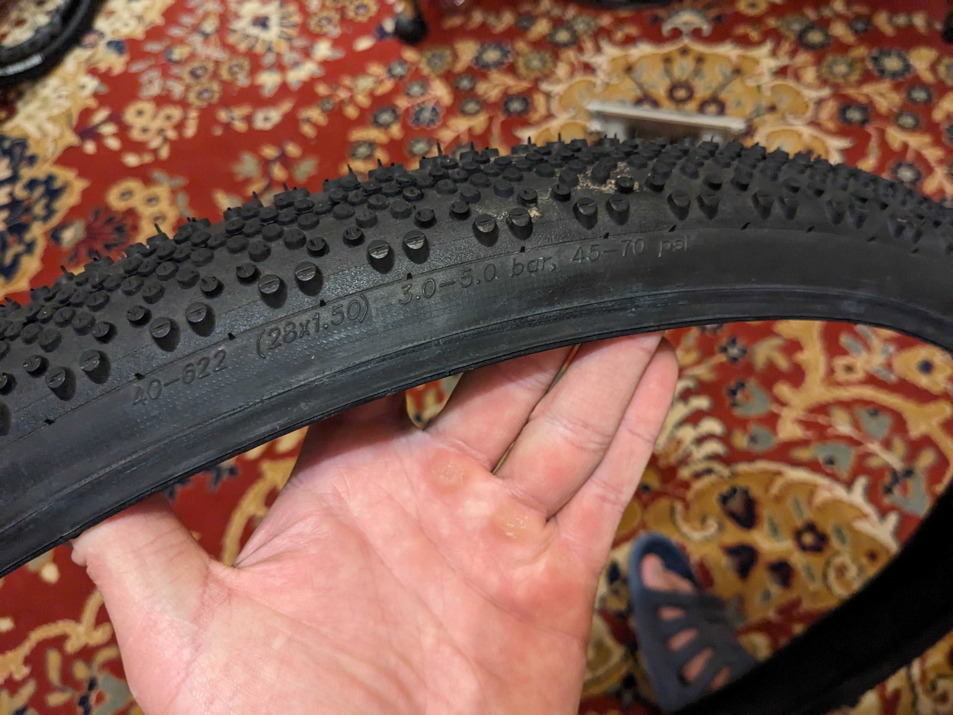 Покрышки  гревел пара Schwalbe G-One Bite  TLE 700x40C 28x1.60