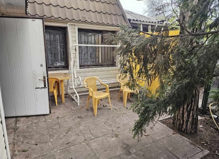 Дом на 7 станции Фонтана с участком.