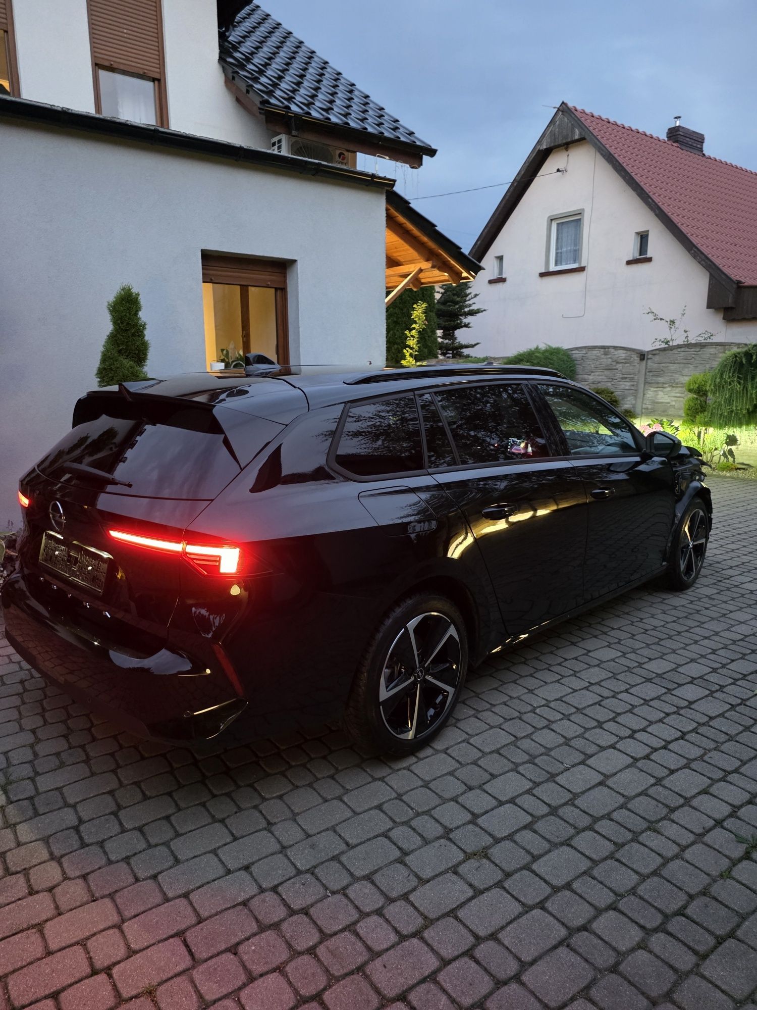 Sprzedam Opel Astra L 1.5 D 2024 rok