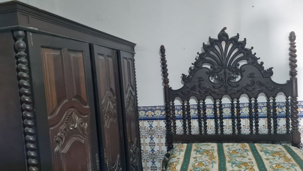 Cama e Ropeiro [conjunto completo)