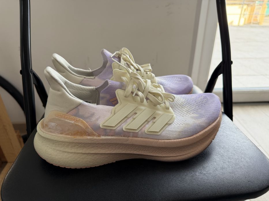 Кросівки Adidas Ultraboost 5