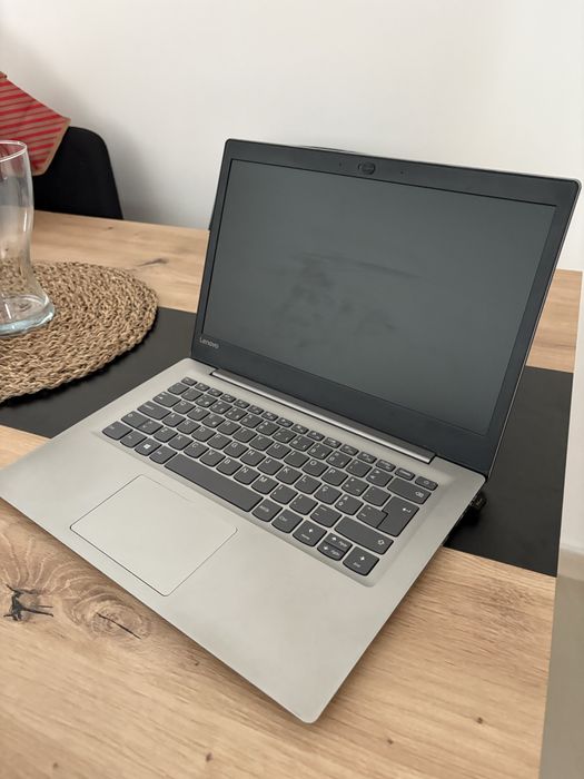 Portatil lenovo S130