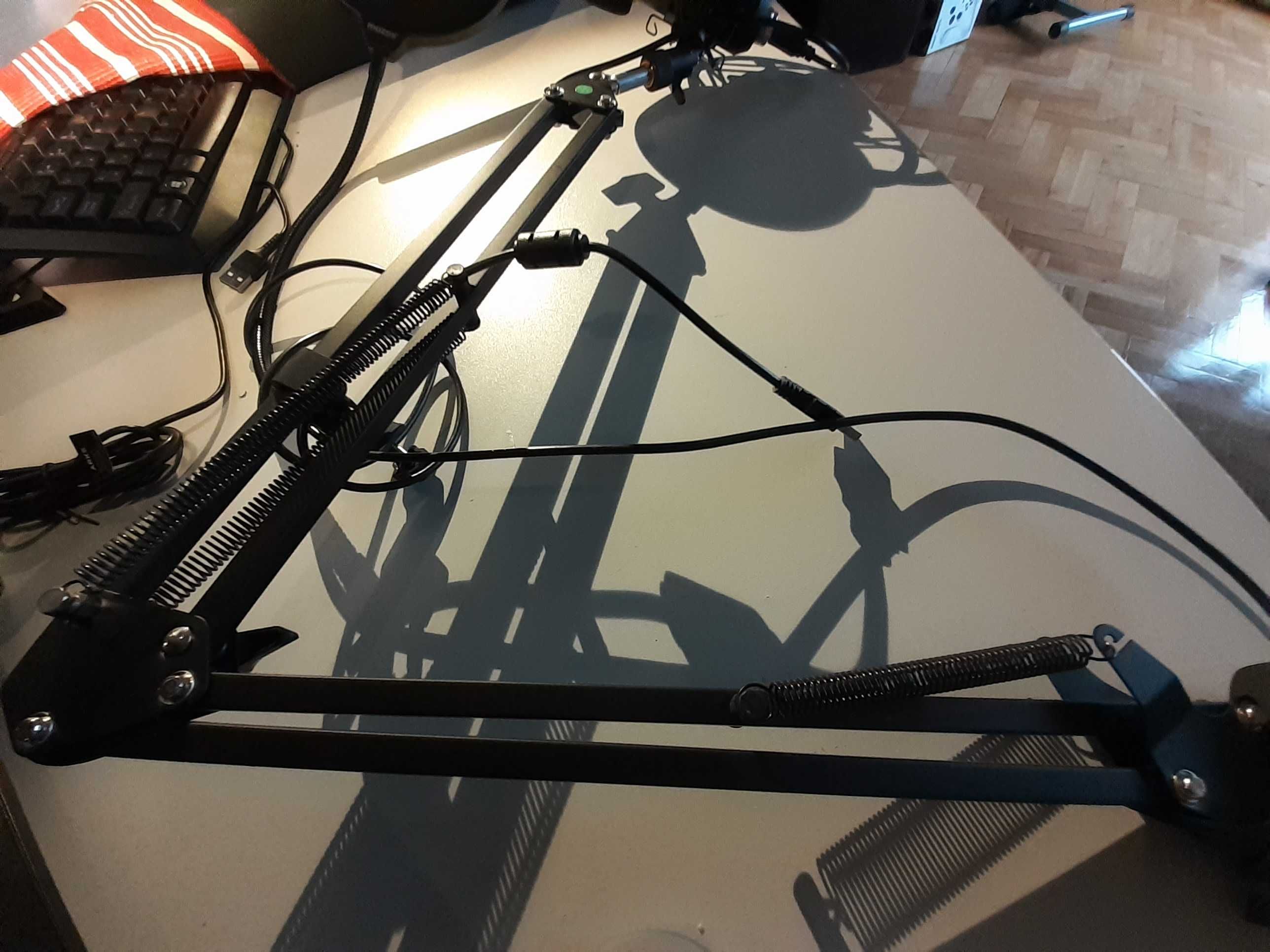 Mikrofon MOZOS MKIT-700 Pro V2 do streamowania