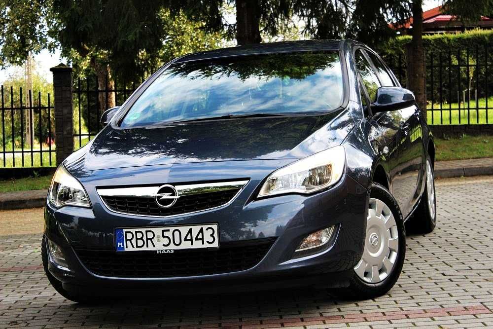 Opel Astra J 1,4 benzyna z Niemiec, Klima ,Serwis SUPER STAN !!
