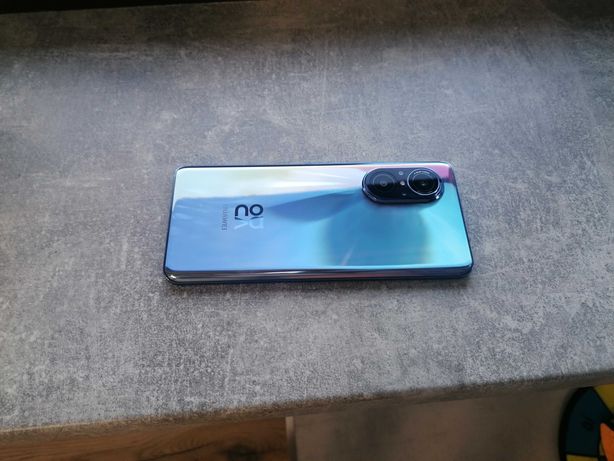 Huawei Nova 9 SE 128GB niebieski - jak nowy 4 miesięczny