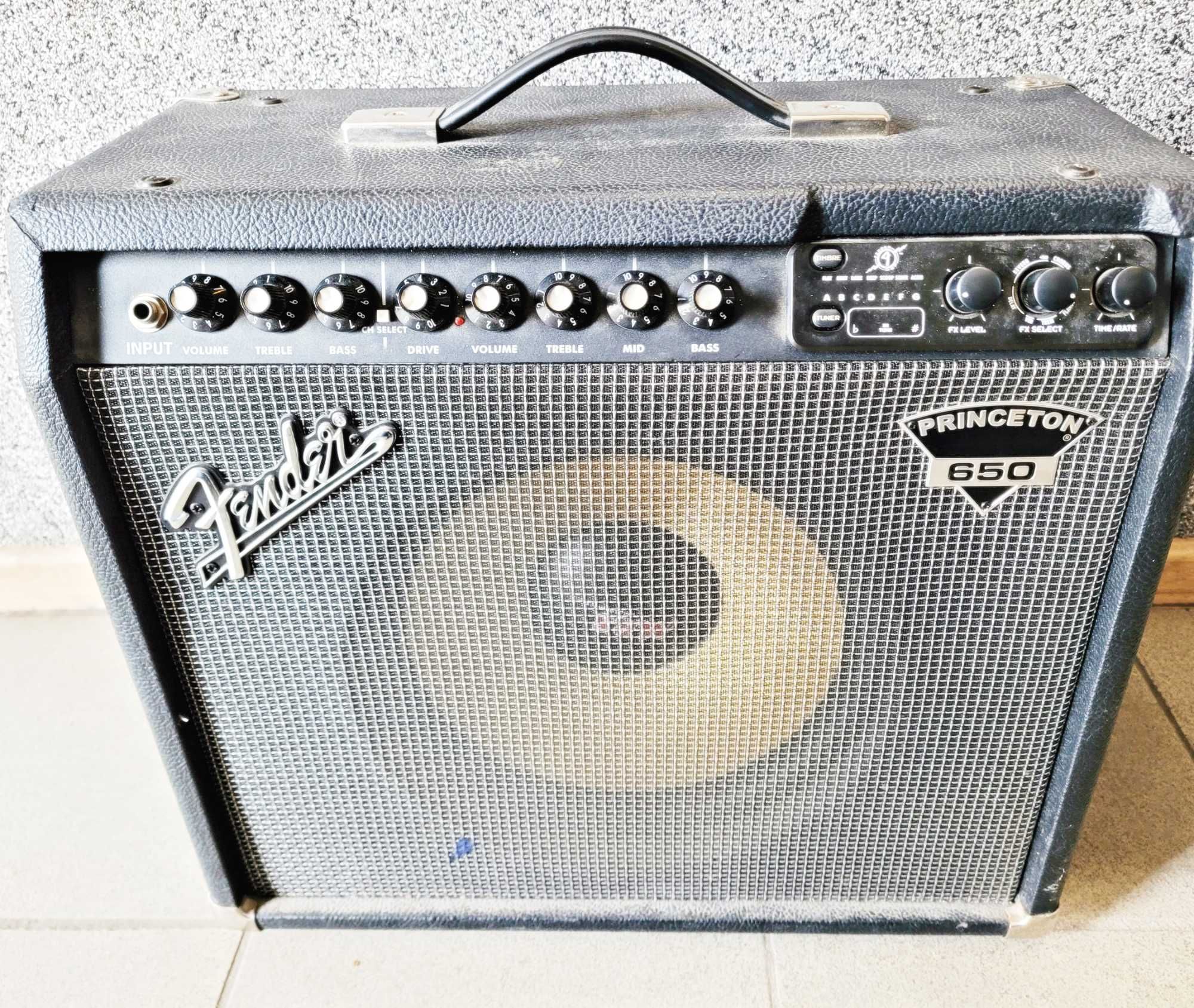 Fender Princeton 650 Combo Gitarowe