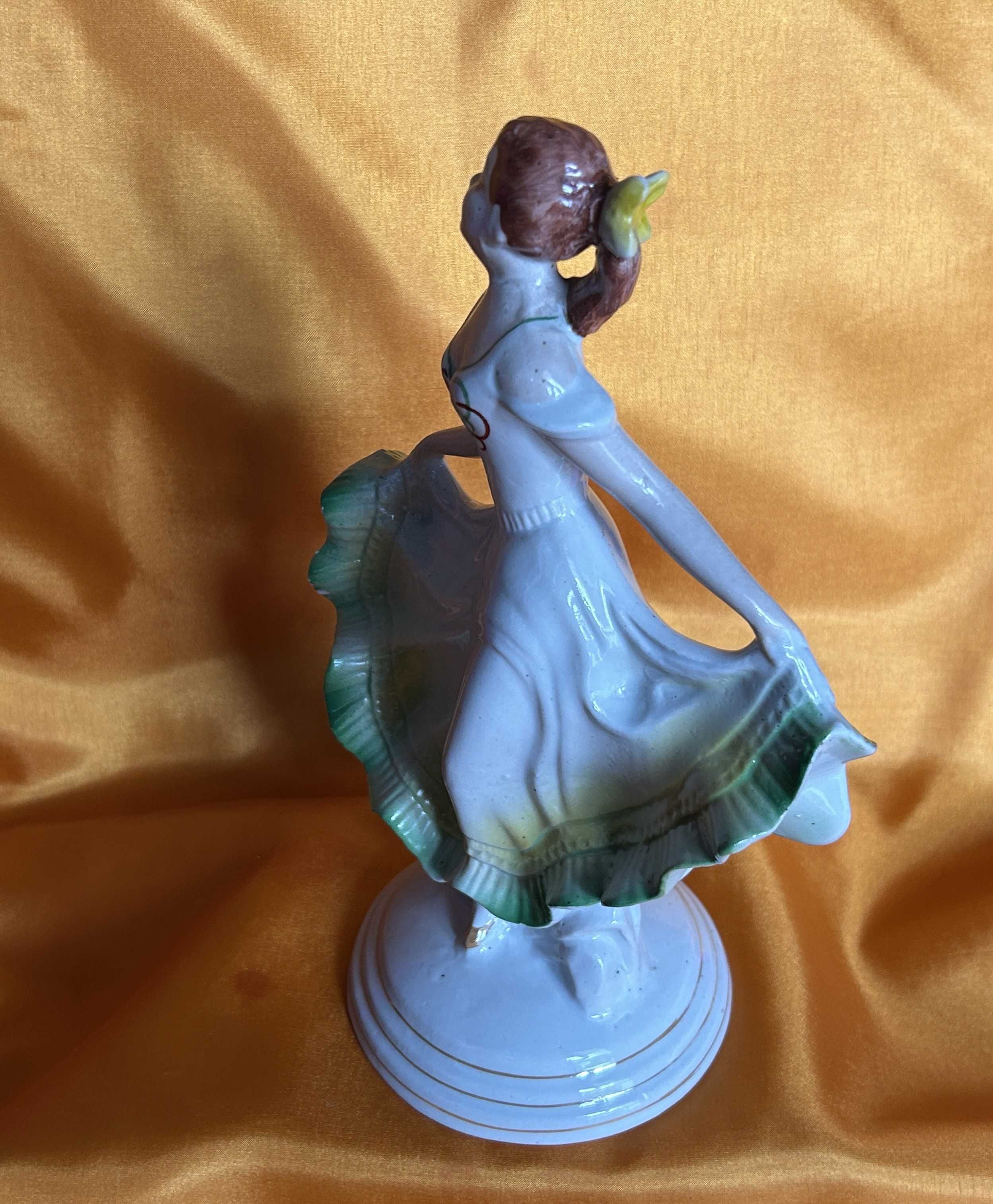 Figurka porcelanowa: Tancerka,Steatyt Zygmunt Buksowicz, ok. 1960 r