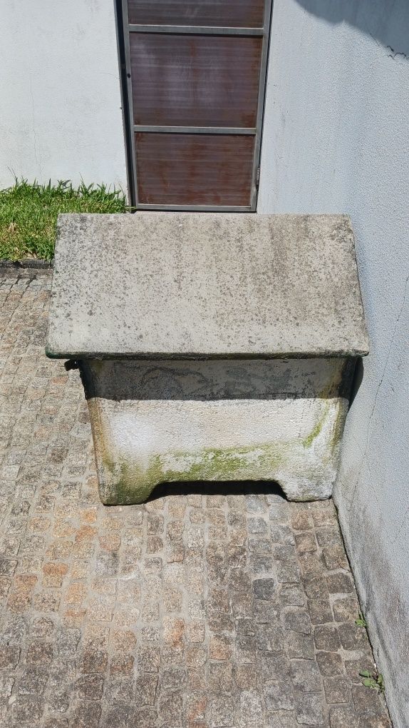 Casota cão em cimento