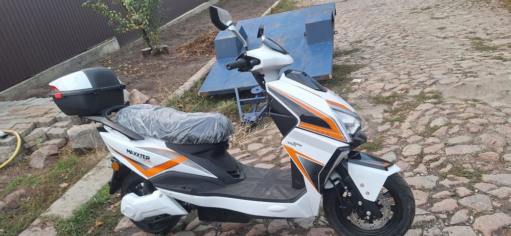 Продам новый электро скутер