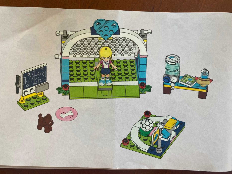 Lego Friends Trening piłkarski boisko Stephanie 41330