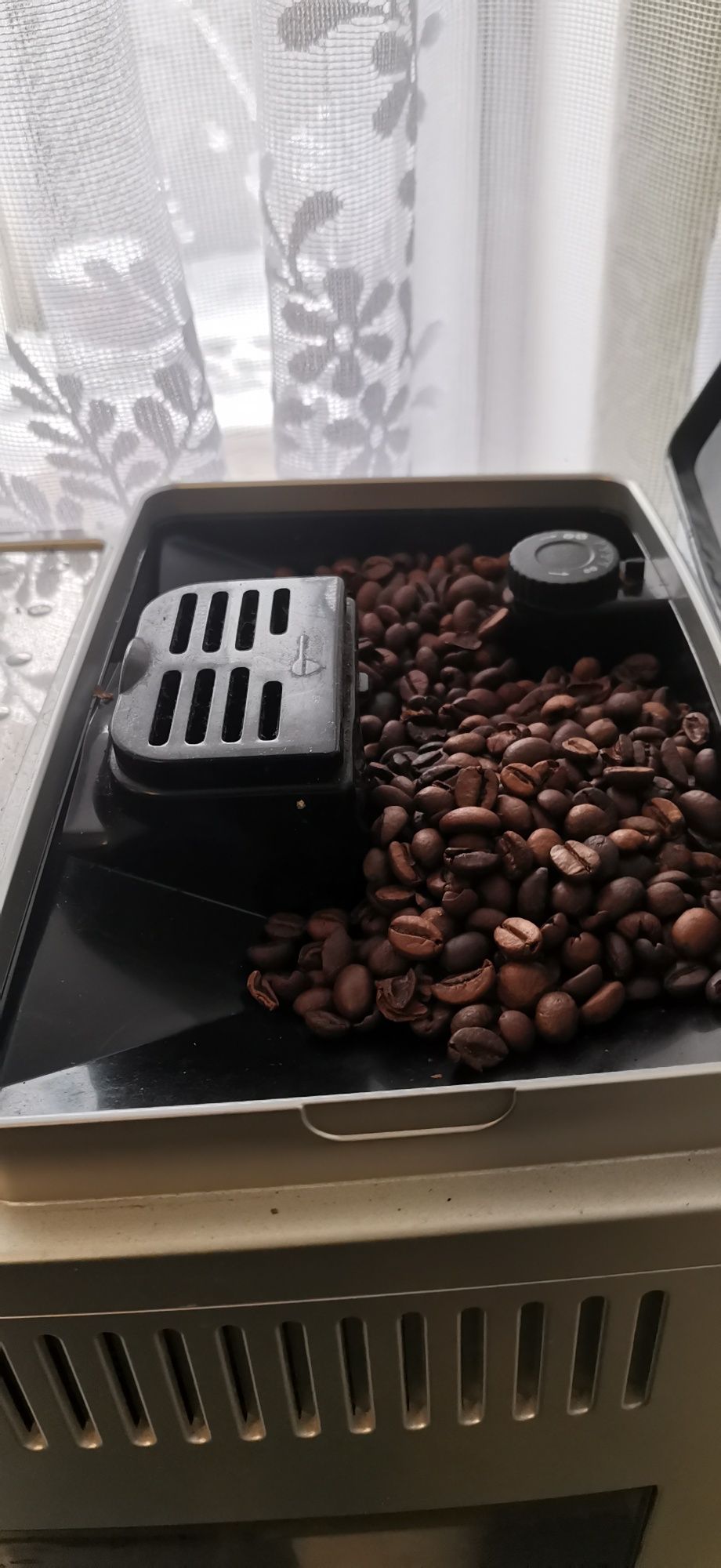 Кавомашина Delonghi ECAM23.460.8