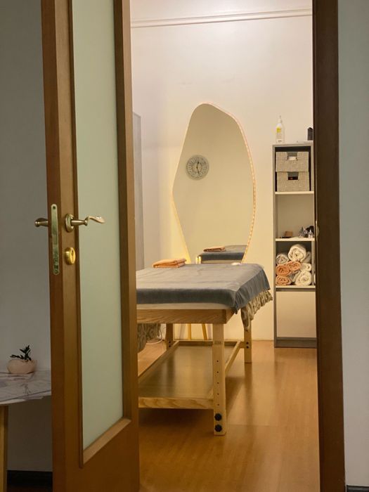 Продаю масажний стіл