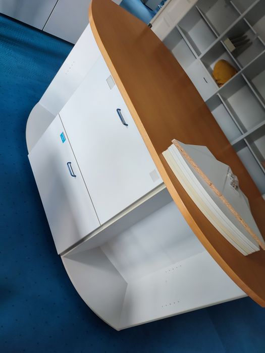 Meble biurowe biurko stół szafa szafka wyspa