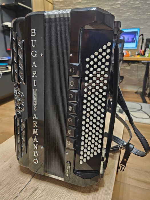 Bugari Armando Artist Cassotto