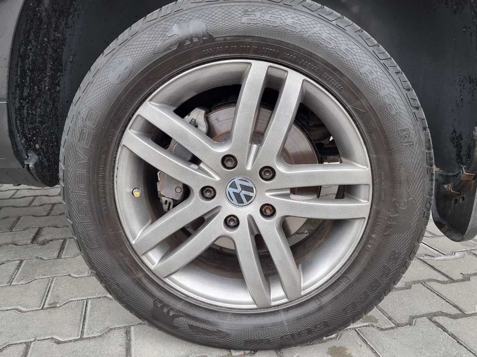 Продам  Volkswagen Touareg 2009. Можна в розстрочку, під викуп.