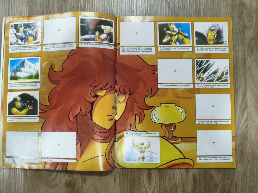 Caderneta de cromos os cavaleiros do zodíaco
