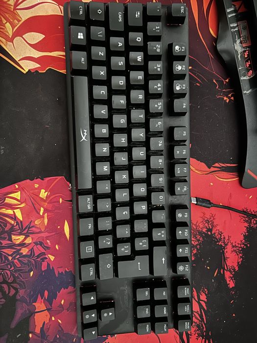 HyperX Keyboard (Mechanical - Brazilian Layout - Black)64575415840258123
