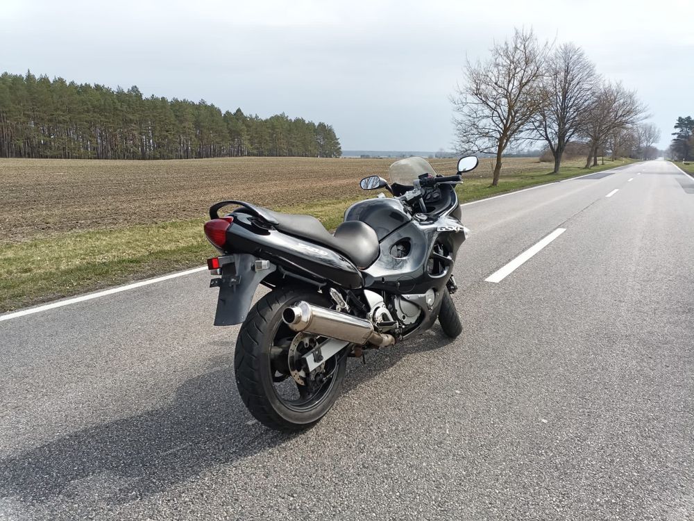 Suzuki GSX-f 750