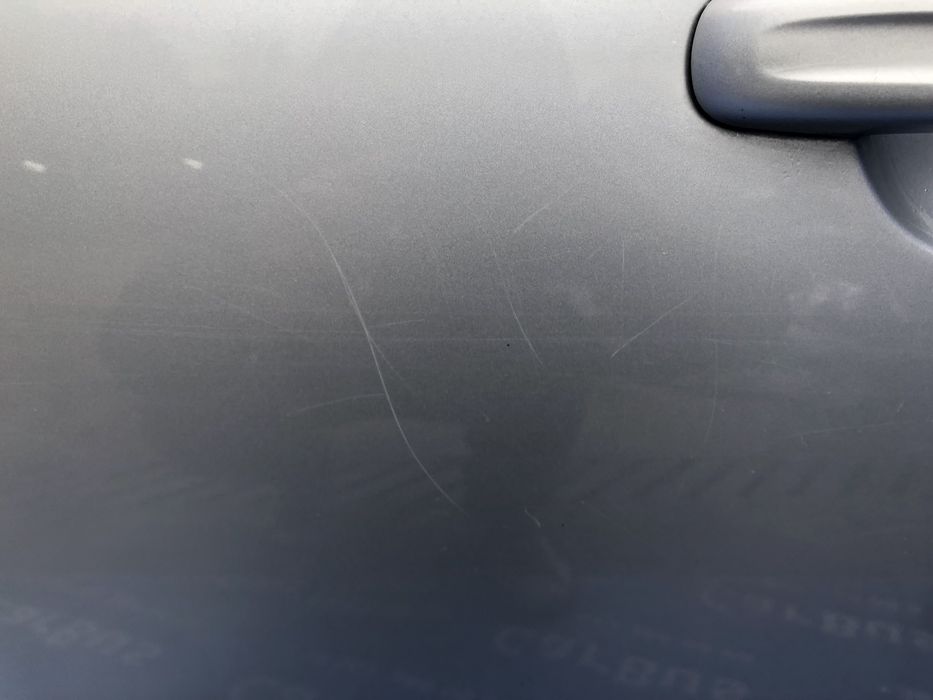 Двері передні ліві Audi  Ауді кю7   Ауди ку7 дверь двери