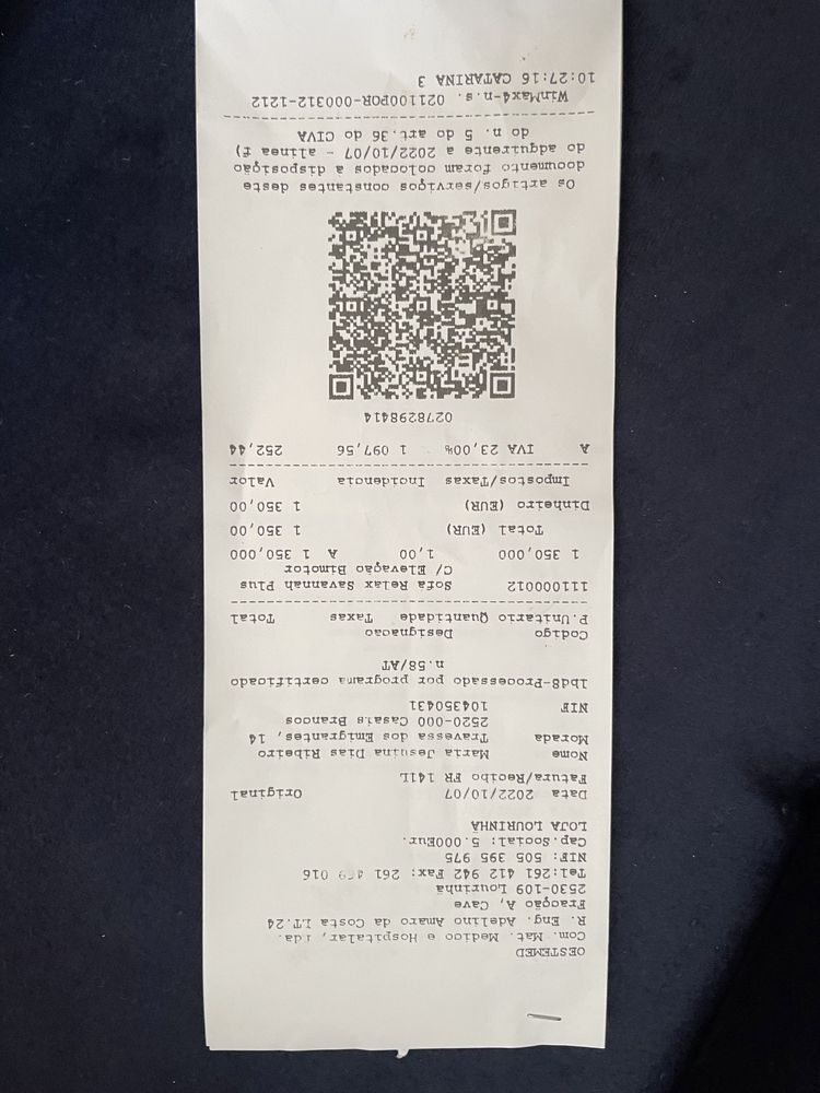 Cadeirão articulado, com pouco uso, como novo.