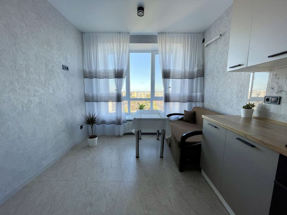 Однокімнатна з ремонтом ЖК Нові Метри Центр! Заходь і живи!