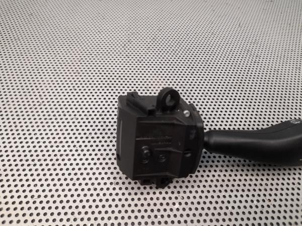 Conjunto / manetes de luzes e limpa vidros BMW X3 (E83)