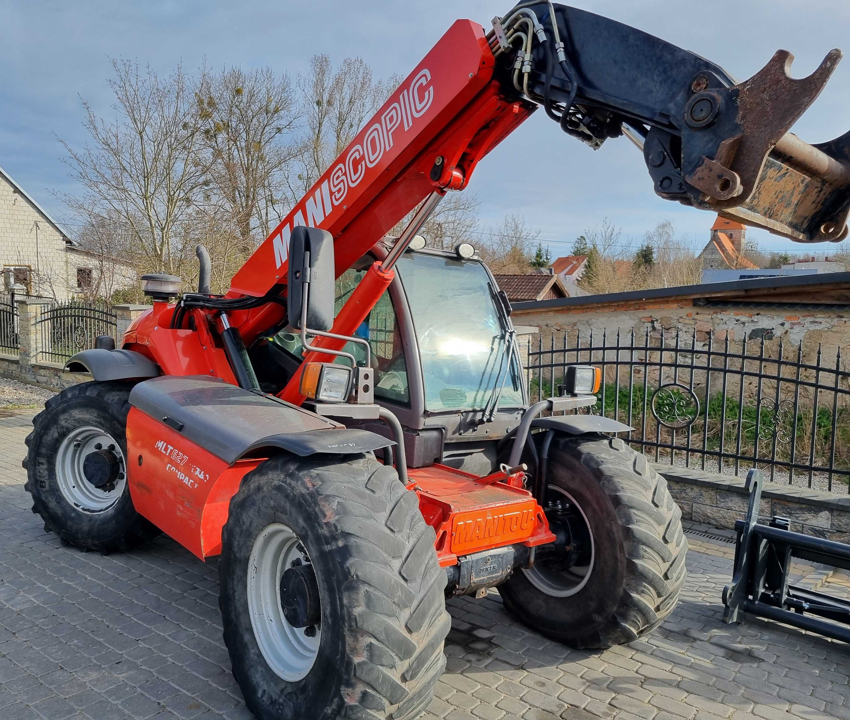 Ładowarka teleskopowa Manitou MLT 627