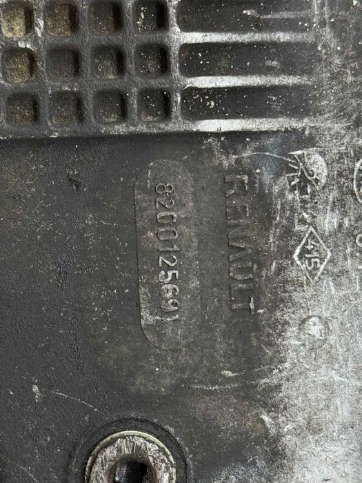 Піддон оливи (масляний піддон) Renault Kangoo 1.5