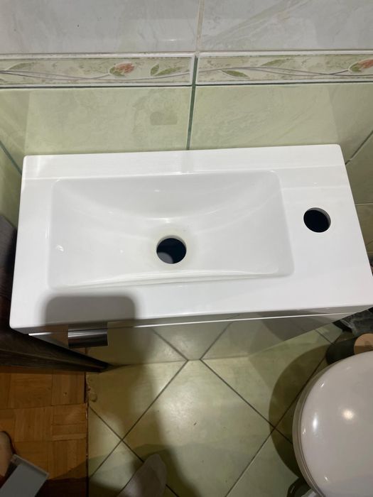 Umywalka z szafką