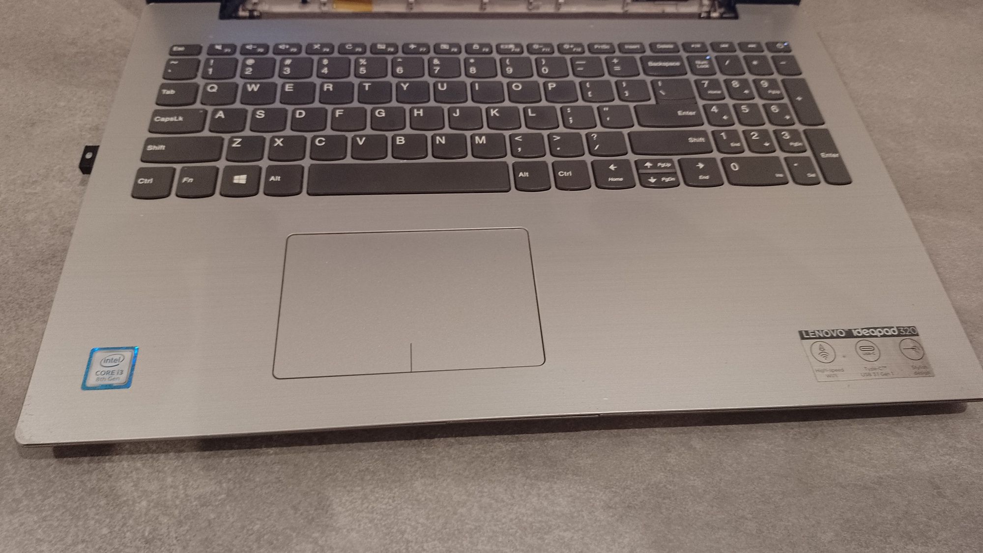 Laptop  i3 8 gen ddr4-4, ssd 240