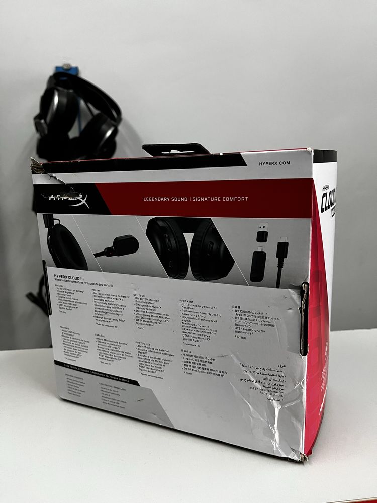 Навушники HyperX Cloud III Wireless