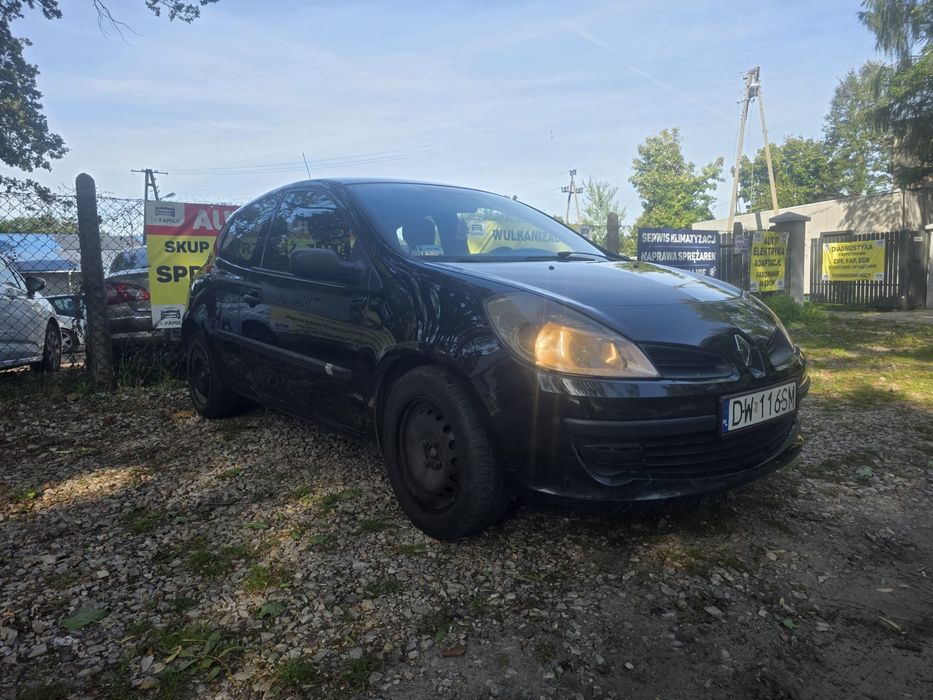 Renault Clio 1.2 benyzna+gaz 2005 rok mozliwa zamiana