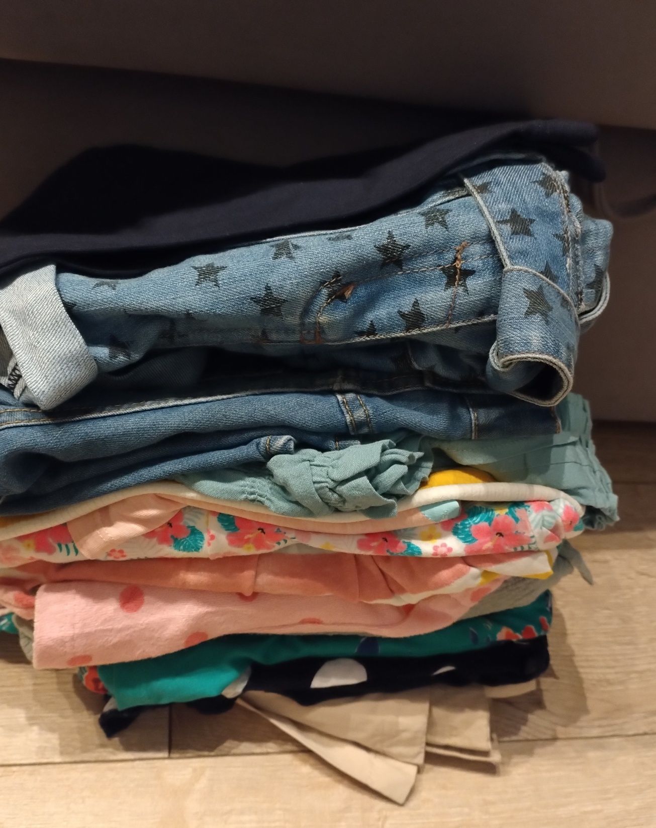 Paka ubrań rozm.122-128 + z metką Next, Primark, H&M, M&S, NameIt
