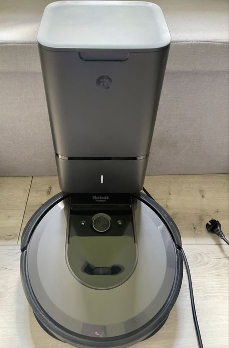 iRobot Roomba i7+ (model i7558) - używany, sprawny,