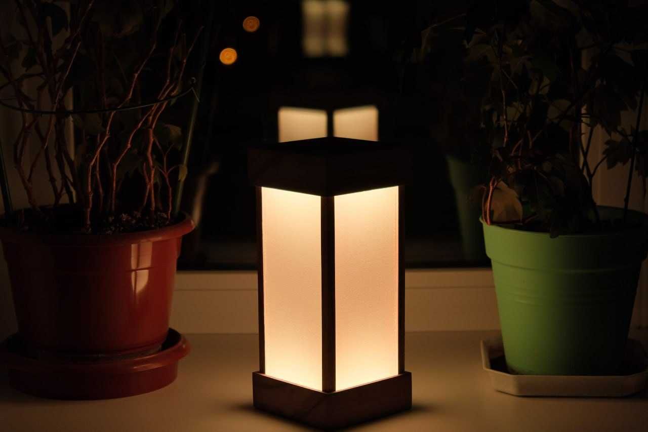 LED Lampa Baszta naturalny orzech z podświetleniem Wi-Fi