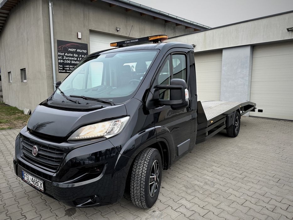 Wynajem Autolaweta Laweta Transporter Najazd HOT AUTO SERVICES