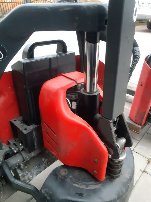 Wózek paletowy linde MT 12