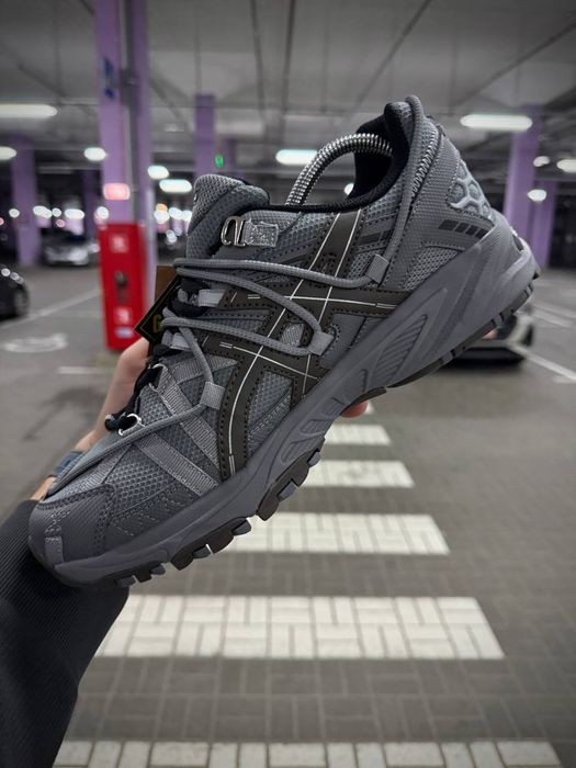 Кроссовки Термо GORE-TEX ASICS сірі чорні Кросівки асікс осінь-зима
