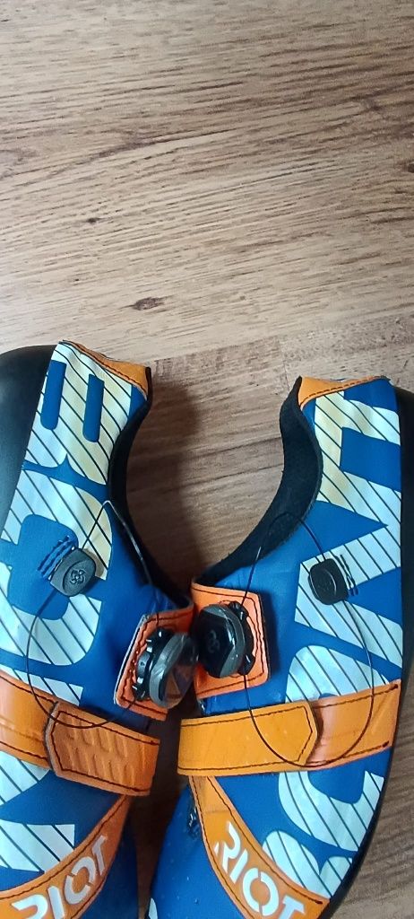 Buty szosowe męskie Bontrager. Rozmiar 45. Podeszwa carbon