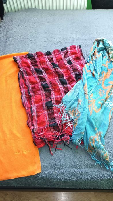 Szaliki damskie zestaw